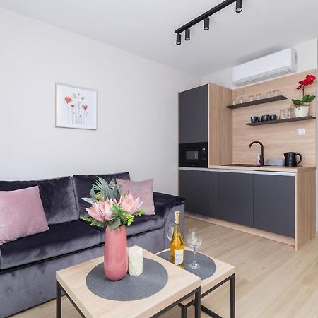 Modern Apartment Srodmiescie Krakow By Noclegi Renters Kültér fotó